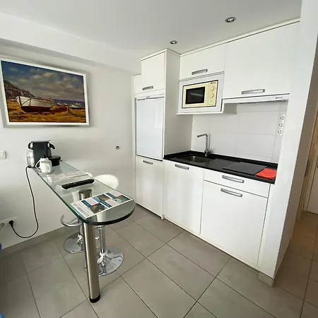 Estudi A Primera Linia De Mar Apartmán